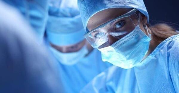 女外科医生在外科科学家中的比例仍然偏低